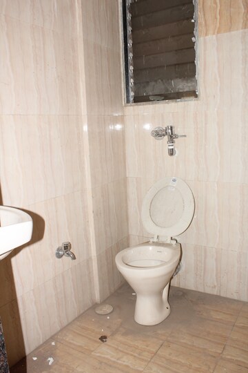 Bathroom in 3 BHK Apartment at Bindra Complex, Andheri East – for Rent
