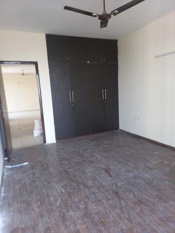 3 BHK Apartment For Rent in BPTP Discovery Park Sector 80 Faridabad  8240592