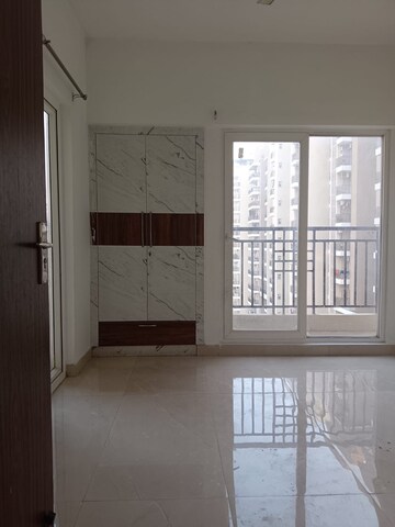 Room in 3 BHK Apartment at Ace Divino, Sector 1 Greater Noida – for Sale
