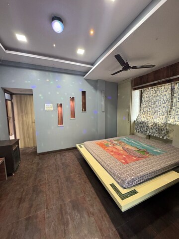 Bedroom in 2 BHK Apartment at Navjivan Co operative Housing Society, Chembur – for Rent