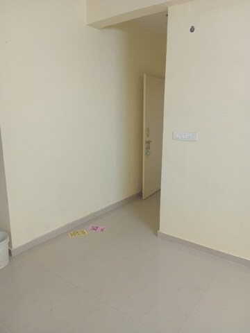 2 BHK Apartment For Rent in Pyramid Heights, Sector 85