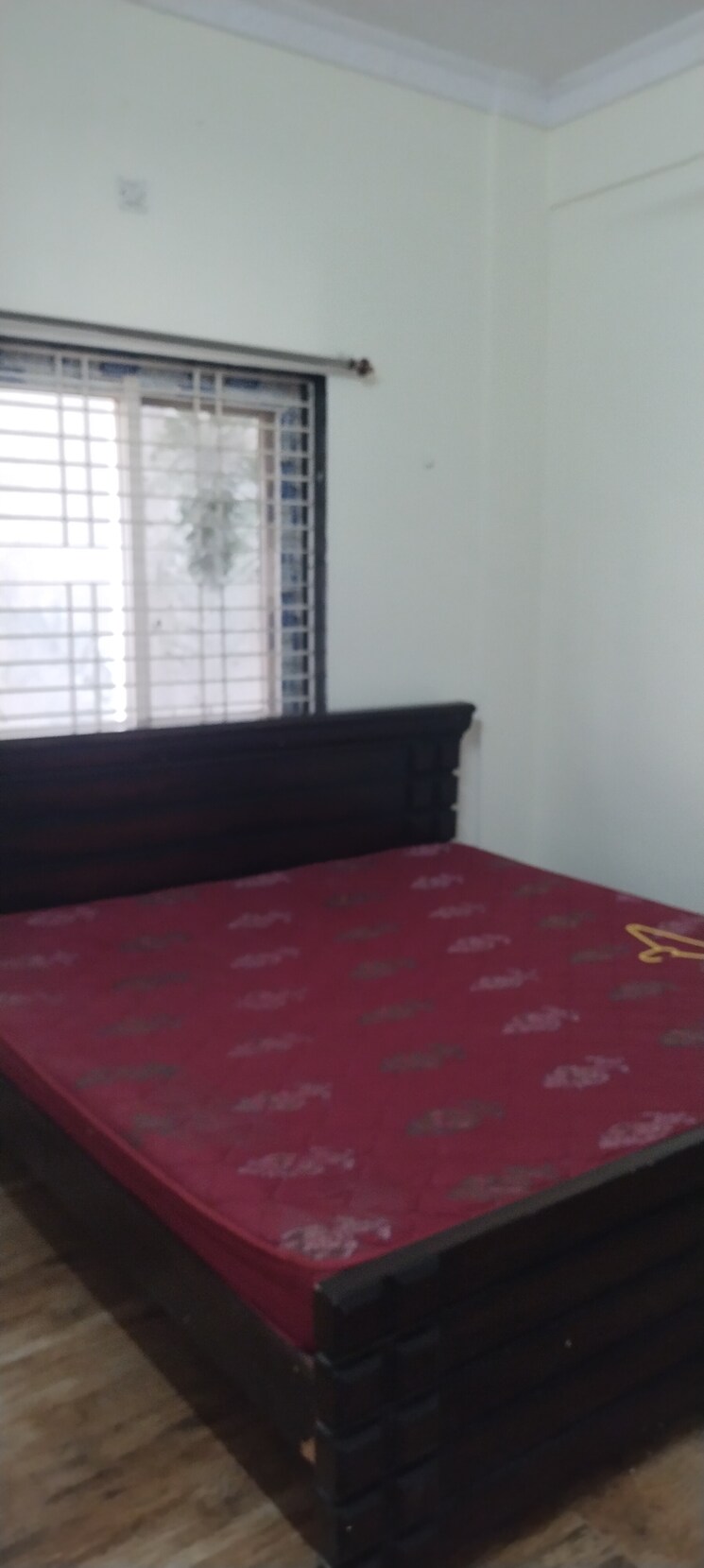 Room, pavani-laxmi-nivas 2 Bedroom 1250 Sq.Ft. Apartment In Madhapur Hyderabad 8240738