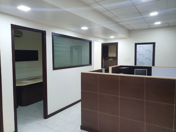undefined, landmark-centre Commercial Office Space 1090 Sq.Ft. In Parvati Paytha Pune 8240781