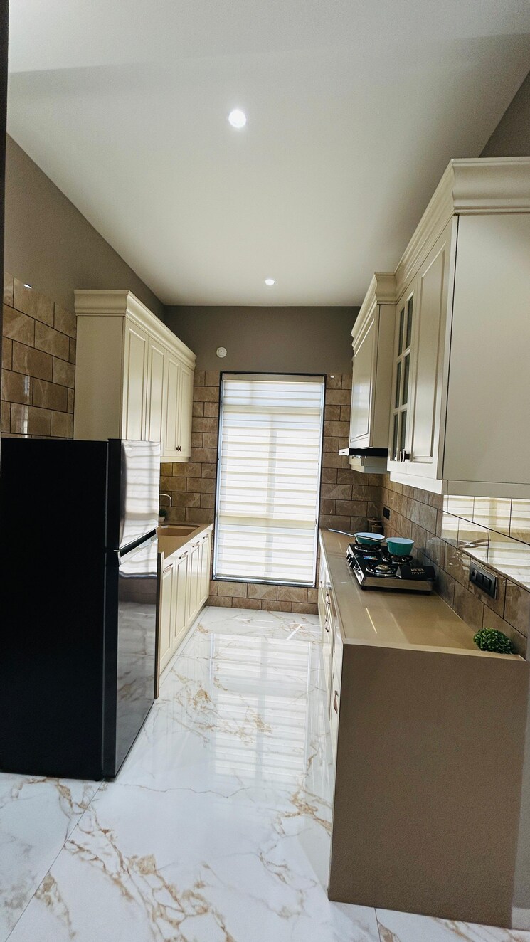 Kitchen, chandak-treesourus 3 Bedroom 1455 Sq.Ft. Apartment In Malad West Mumbai 8240782