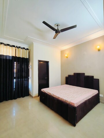 Bedroom in 3 BHK Builder Floor at Sushant Lok 3, Sector 57 – for Rent