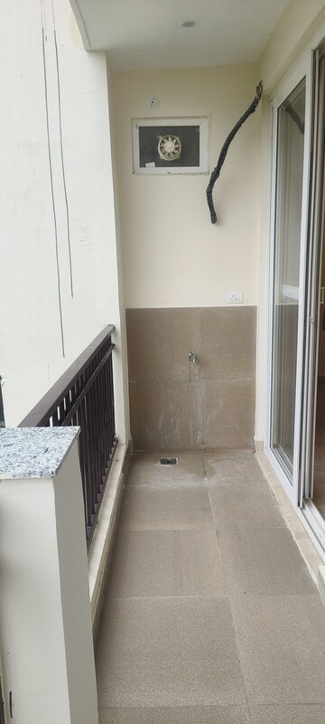 Bathroom in 3 BHK Builder Floor at BP Homes, Sector 85 – for Sale