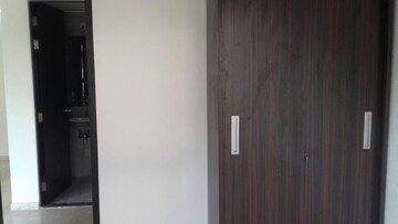 Room in 2 BHK Apartment at L&T Emerald Isle, Powai – for Rent