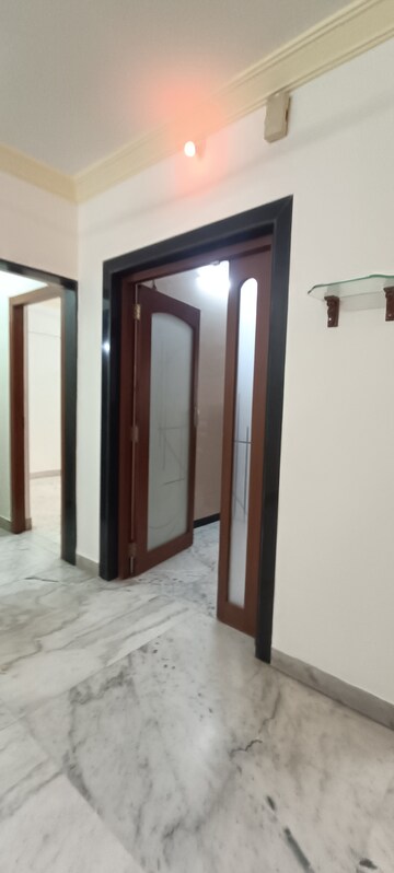 Building Lobby in 2 BHK Apartment at Krishna Galaxy Santacruz, Santacruz East – for Rent