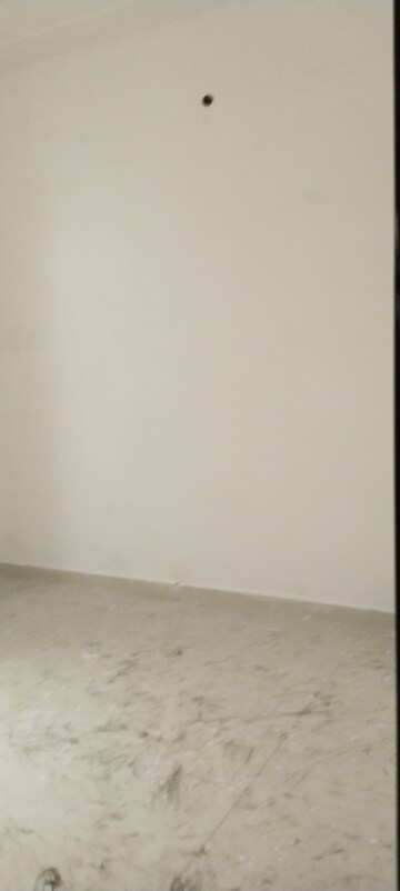 Room in 3.5 BHK Independent House at New Friends Colony, Sanjay Nagar – for Sale