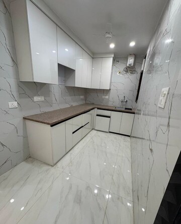 Kitchen in 3 BHK Builder Floor at Malviya Nagar – for Rent