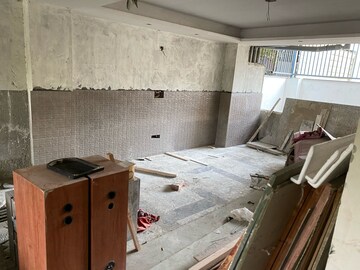Kitchen in 3 BHK Builder Floor at Sector 42 – for Sale