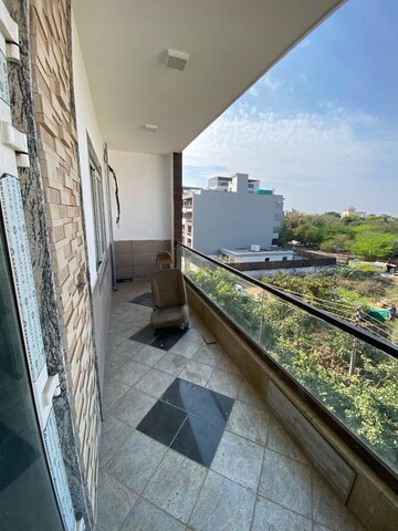 Balcony in 3 BHK Builder Floor at Sector 42 – for Sale