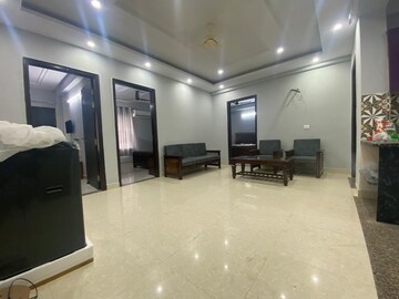 Living Room in 4 BHK Builder Floor at Tanvi villa, Sector 45 – for Rent