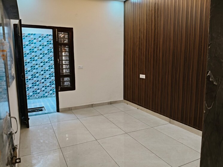 Room, patiala road 2 Bedroom 900 Sq.Ft. Independent House In Patiala Road Zirakpur 8241182
