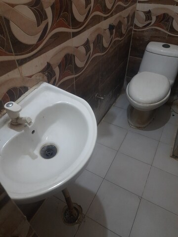 Bathroom in 2 BHK Apartment at Kings Tower Sector 49, Sector 49 – for Sale