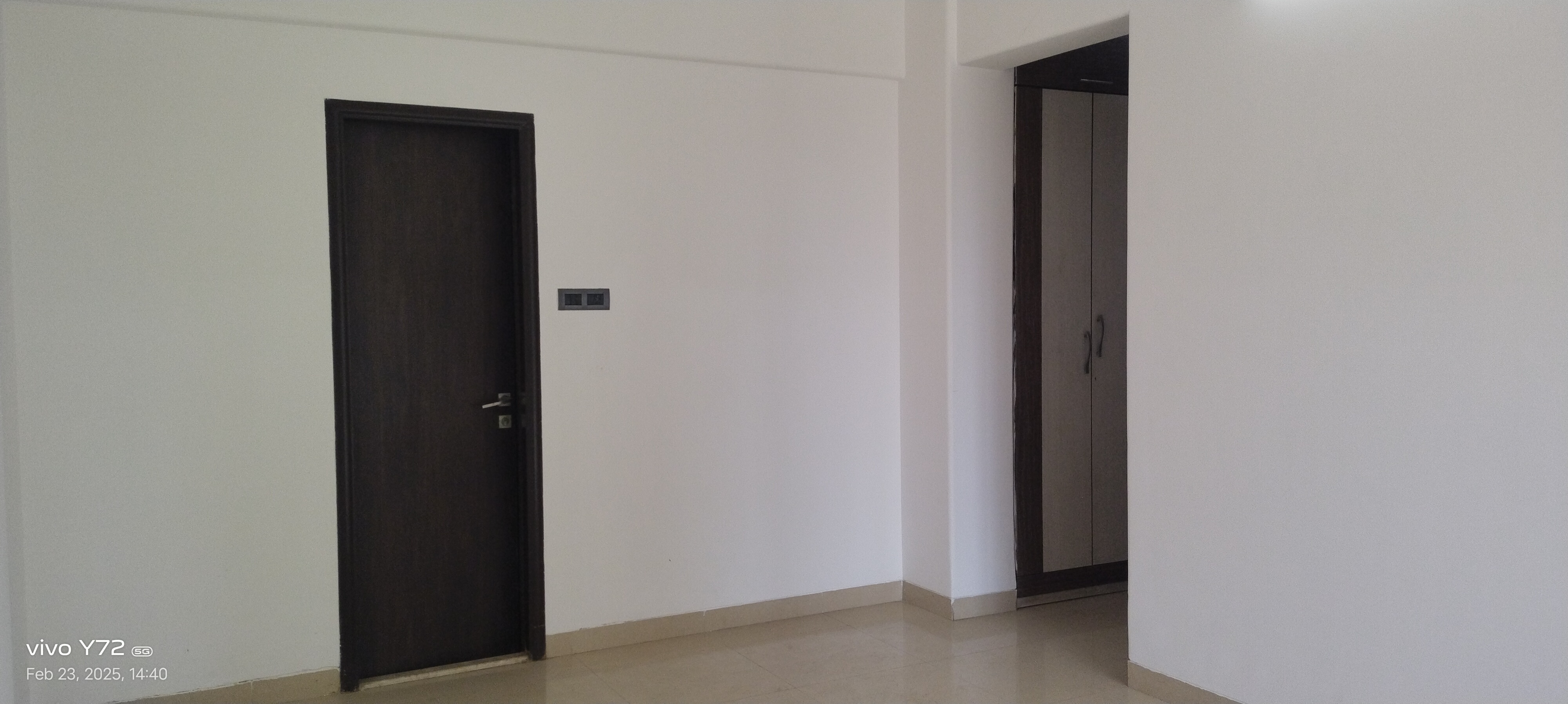 2 BHK Apartment For Sale in Satellite Tower