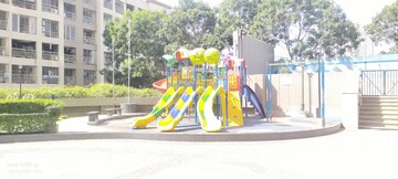  2 BHK Apartment at Satellite Tower, Goregaon East – for Rent