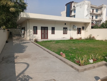 3 BHK Independent House For Rent in RWA Apartments Sector 72 Sector 72 Noida  8241293