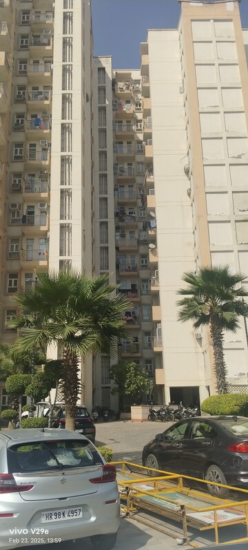 2 BHK Apartment – Exterior View View at Shree Vardhman Mantra, Sector 67 - for Rent