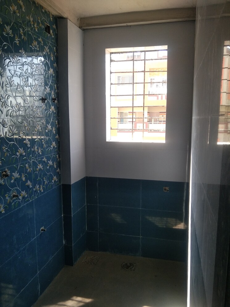 Bathroom, malhar-heights 1.5 Bedroom 850 Sq.Ft. Builder Floor In Narhe Pune 8241329