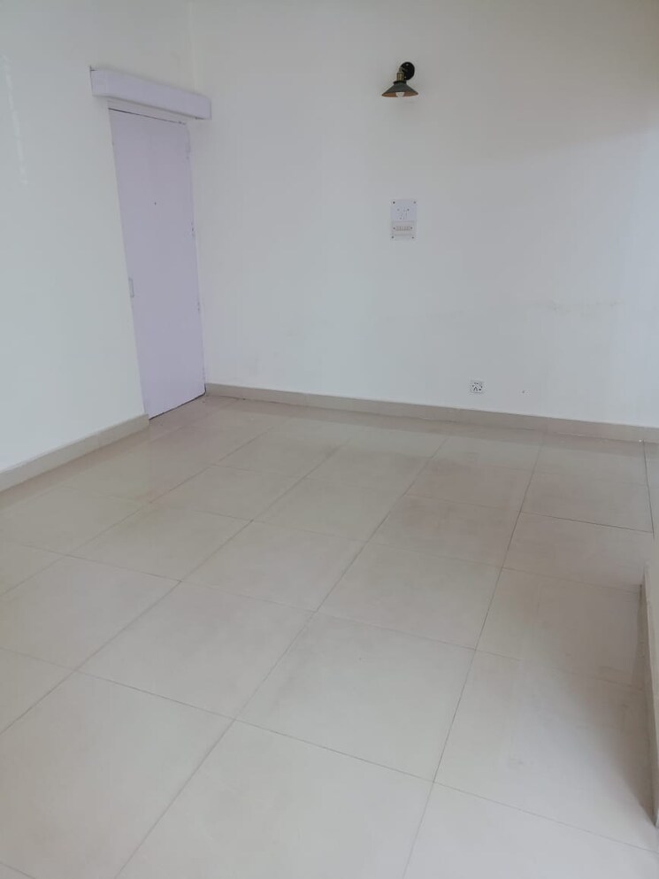 Room, vasant kunj 3 Bedroom 1600 Sq.Ft. Apartment In Vasant Kunj Delhi 8241371