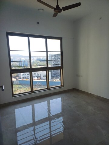 Room in 3 BHK Apartment at Sheth Vasant Blossom, Marol – for Rent