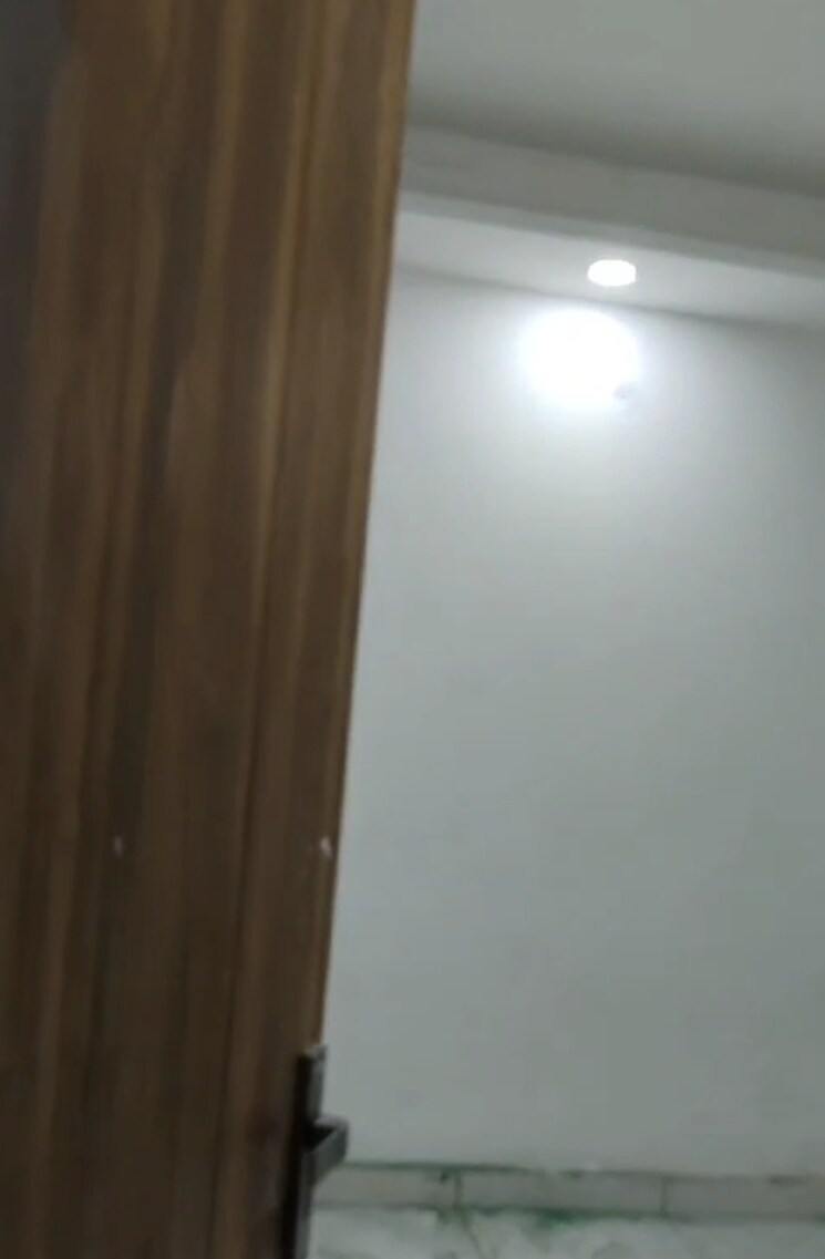 Room, sarfabad village 2 Bedroom 850 Sq.Ft. Builder Floor In Sarfabad Village Noida 8241391