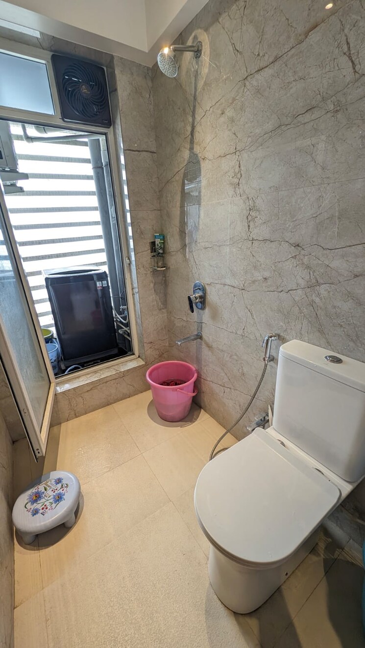 Bathroom, nine-dimensions-shanta-durga 3 Bedroom 902 Sq.Ft. Apartment In Mahim Mumbai 8241414