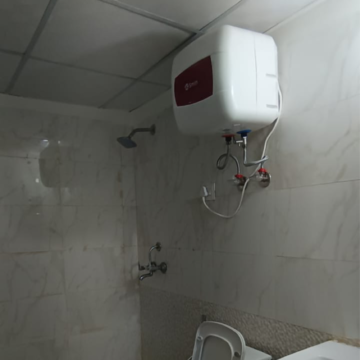 Bathroom in 2 BHK Apartment at Aims Golf Avenue I, Sector 75 – for Rent