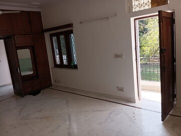 Room in 2 BHK Builder Floor at East Of Kailash – for Rent
