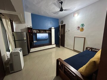 Room in 1 BHK Apartment at Sanpada – for Rent