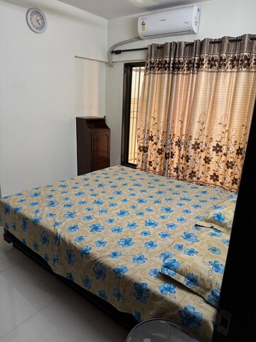 1 BHK Apartment For Rent in Shiv Kirti Apartment Malad West Mumbai  8241551