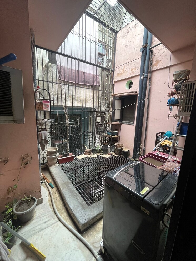 Balcony, vaishali sector 5 3 Bedroom 1180 Sq.Ft. Builder Floor In Vaishali Sector 5 Ghaziabad 8241604