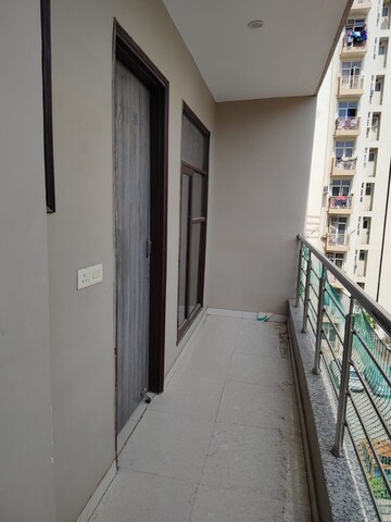 Building Lobby in 3 BHK Builder Floor at Ansal API Esencia, Sector 67 – for Rent