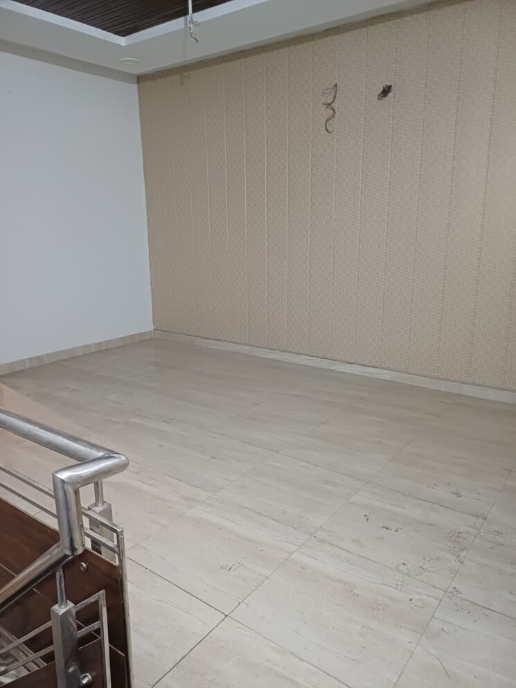 Room, dhakoli village 3 Bedroom 1000 Sq.Ft. Independent House In Dhakoli Village Zirakpur 8241623