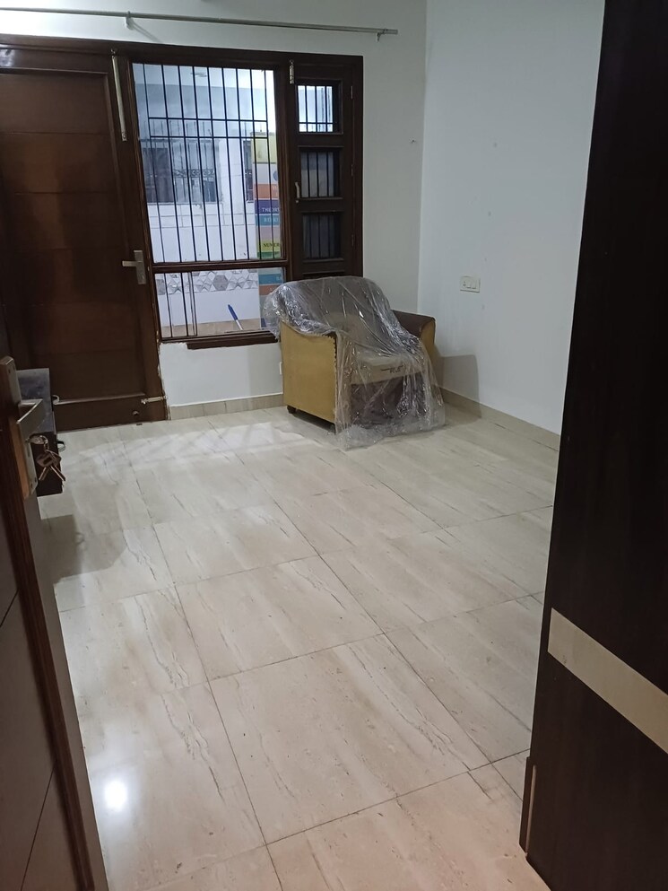 Room, dhakoli village 3 Bedroom 1000 Sq.Ft. Independent House In Dhakoli Village Zirakpur 8241623