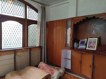 Bedroom in 3 BHK Apartment at Shivalik Colony – for Rent