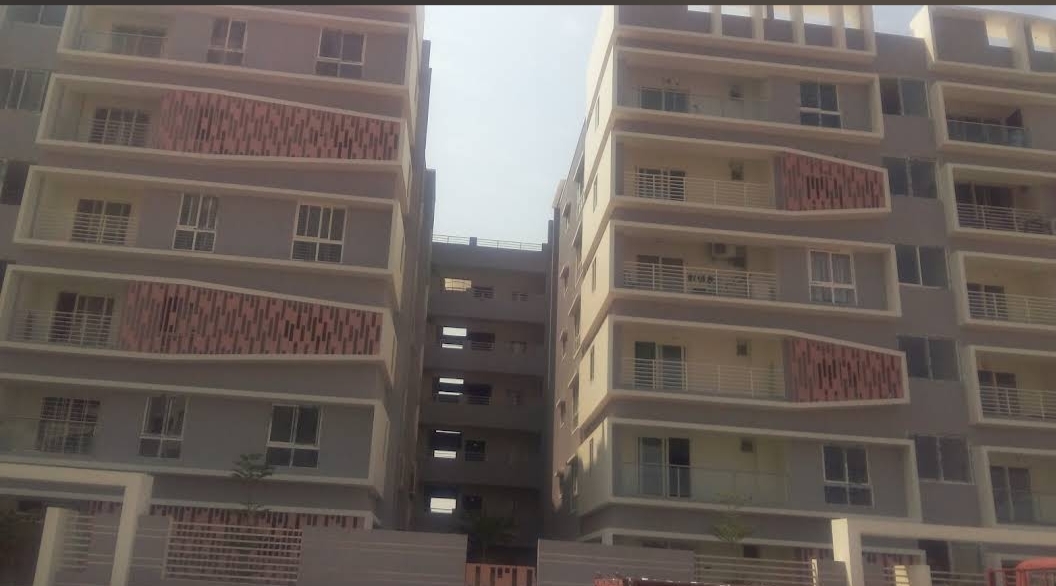 2 BHK Apartment For Sale in Green Blossoms Apartment 