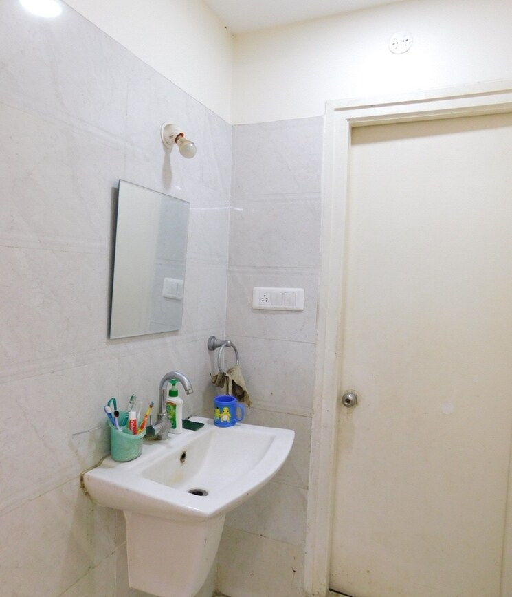 Bathroom, kokapet 2 Bedroom 1360 Sq.Ft. Apartment In Kokapet Hyderabad 8241631