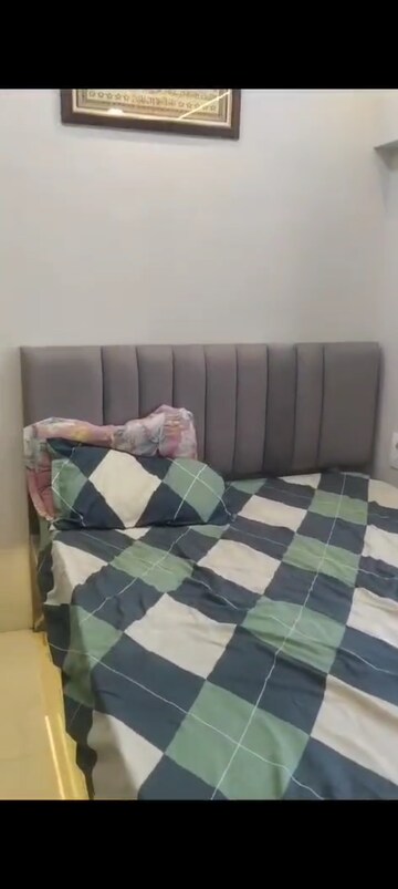 Bedroom in 2 BHK Apartment at Kurla East – for Rent