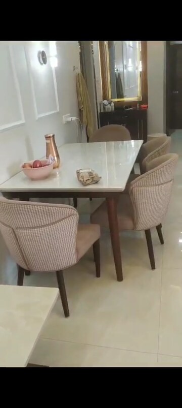 Master Bedroom in 2 BHK Apartment at Kurla East – for Rent