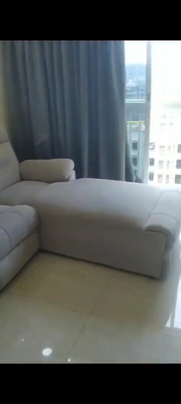 Bedroom in 2 BHK Apartment at Kurla East – for Rent