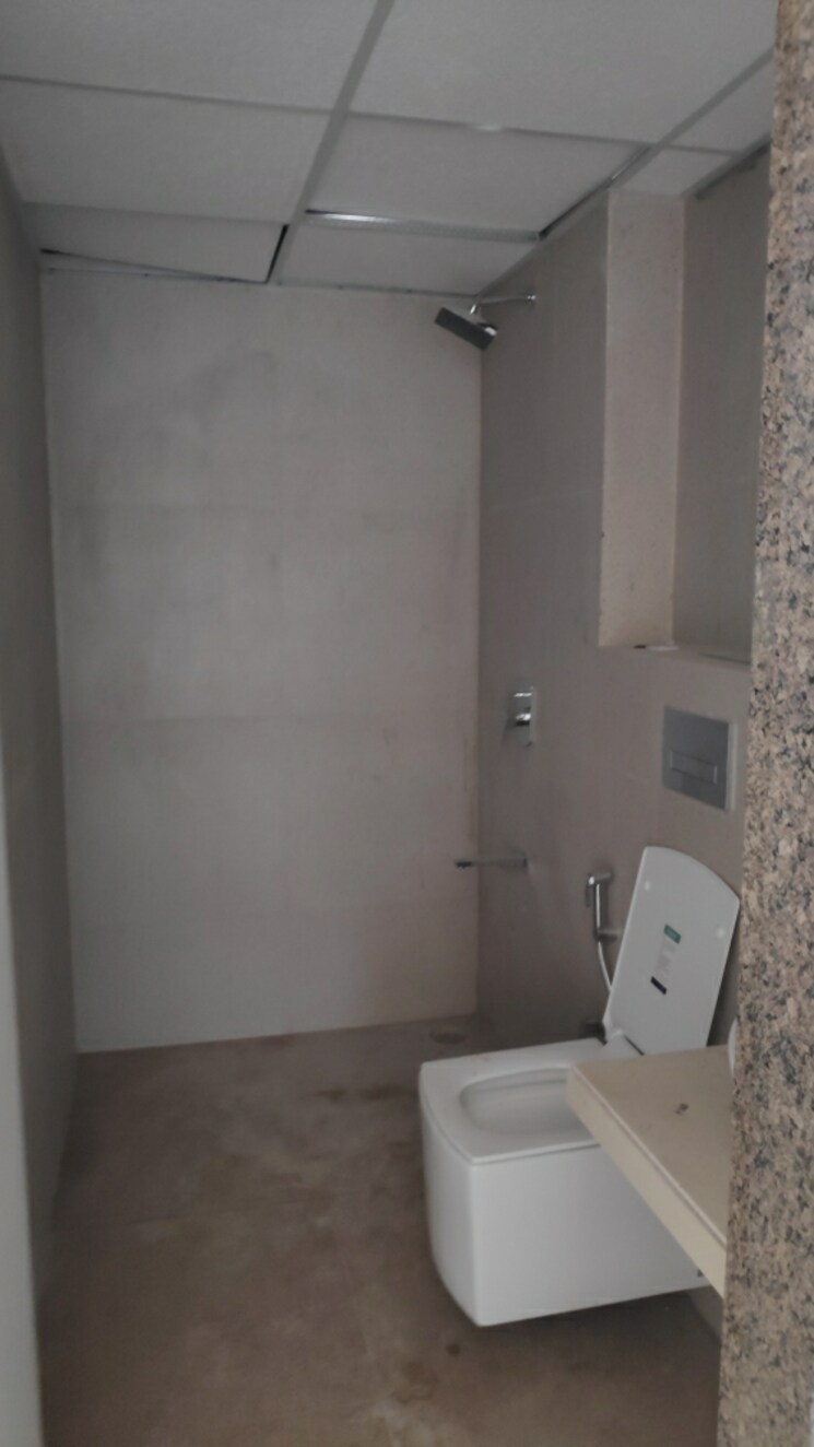 Bathroom, kanakia-silicon-valley 3 Bedroom 1450 Sq.Ft. Apartment In Powai Mumbai 8241665