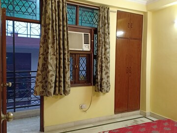 Bedroom in 3 BHK Apartment at Panchsheel Vihar – for Rent