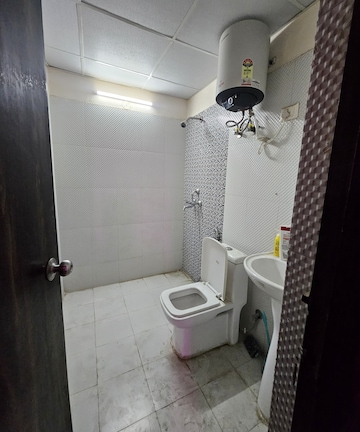 Bathroom in 2.5 BHK Apartment at Nirala Aspire, Sector 16 Greater Noida – for Sale