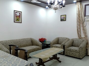 Living Room in 3 BHK Apartment at Malviya Nagar – for Rent
