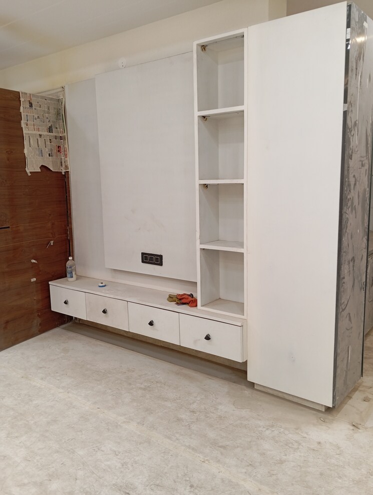 Room, krishna nagar 4 Bedroom 180 Sq.Yd. Builder Floor In Krishna Nagar Delhi 8241734