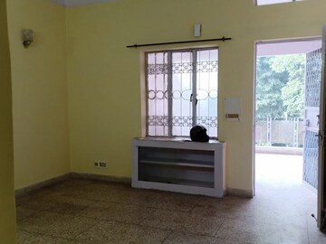 Room in 2 BHK Apartment at Malviya Nagar – for Rent
