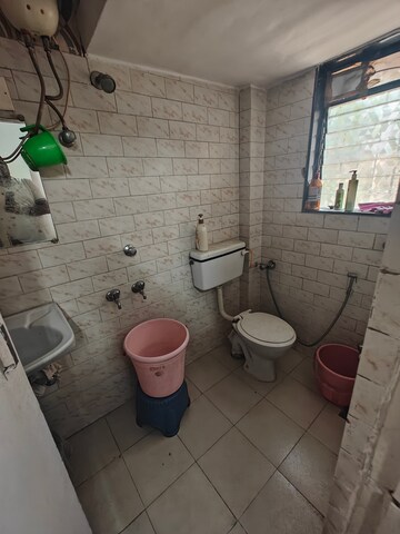 Bathroom in 2 BHK Apartment at Shree Shyam Smruti, Nerul – for Rent