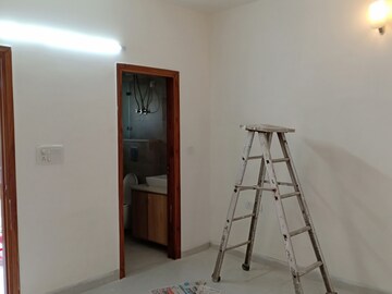 Room in 1 BHK Apartment at Saket – for Rent